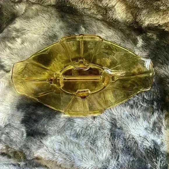 Vintage Art Deco  Amber Pressed Glass Oval Footed Bowl - Picture 5 of 16